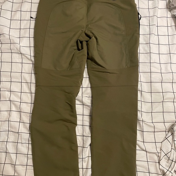 Born Primitive Frontier Pants. 34 Regular. Green. Outdoor Hiking Pants - Picture 2 of 5